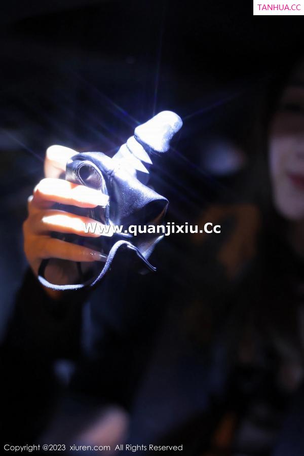江真真  [XiuRen]高清写真图 2023.04.27 No.6650 江真真 黑丝美臀第44张图片